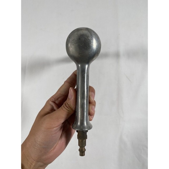 Central Pneumatic #32940 Air Impact Hammer Chisel - Picture 4 of 9